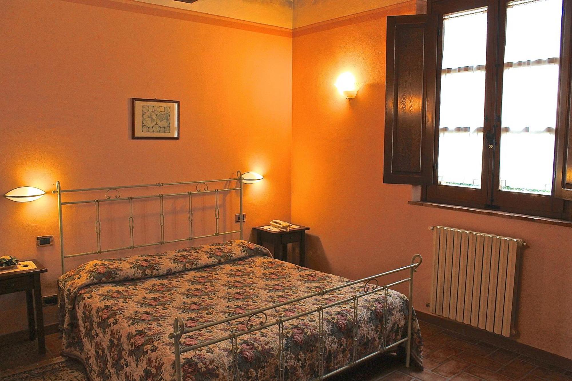 Agriturismo Sanguineto Acquaviva  Ngoại thất bức ảnh