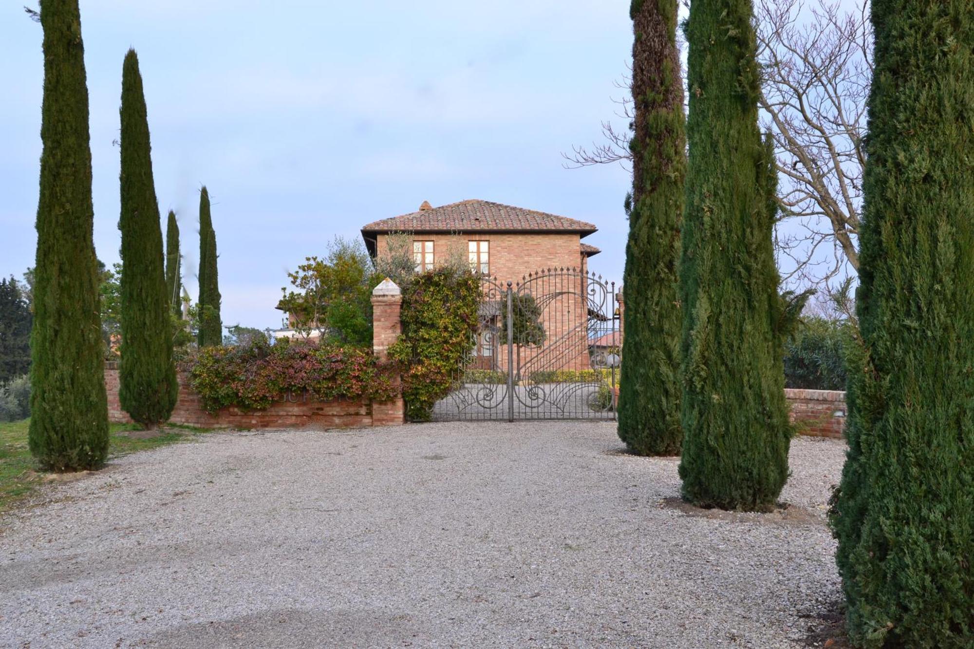 Agriturismo Sanguineto Acquaviva  Ngoại thất bức ảnh