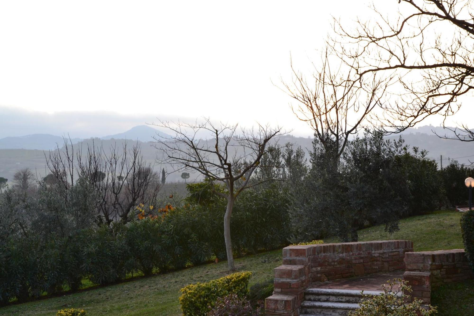 Agriturismo Sanguineto Acquaviva  Ngoại thất bức ảnh